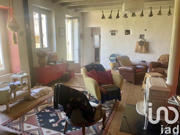 Maison 4 pièces de 88 m² à Cénac-et-Saint-Julien (24250)