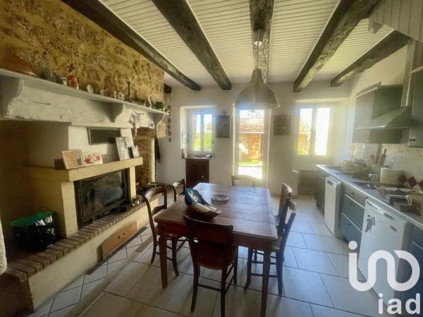 Maison 4 pièces de 88 m² à Cénac-et-Saint-Julien (24250)
