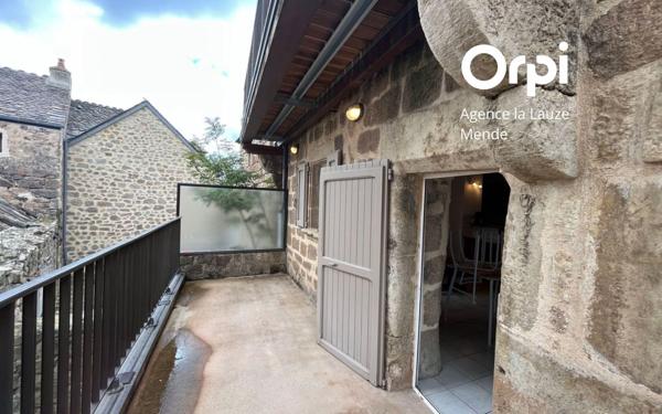 Appartement à louer    1 pièce • 25 m2 Chastel-Nouvel