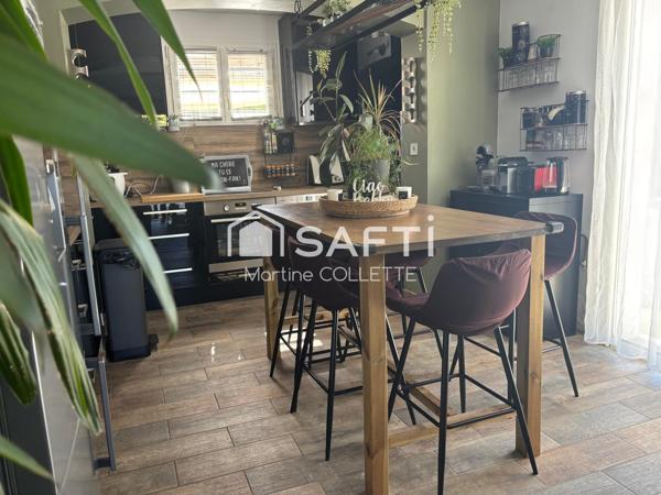 Maison T4 avec jardin, piscine et garage, au calme et proche des commodités !