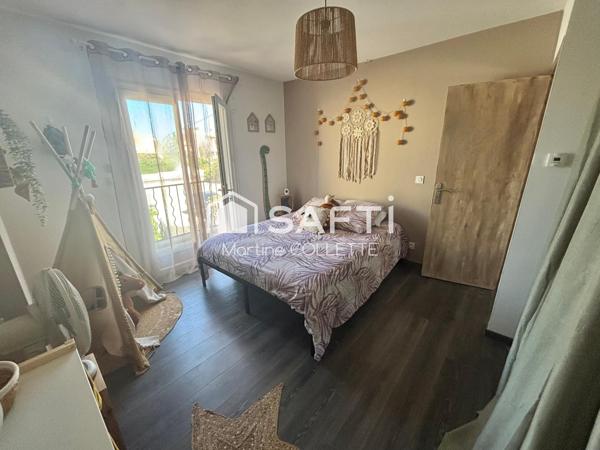 Maison T4 avec jardin, piscine et garage, au calme et proche des commodités !
