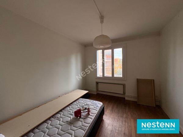 Appartement Villeurbanne de type 4 de 67.95 m2 avec cave situé Cours Emile Zola à Villeurbanne