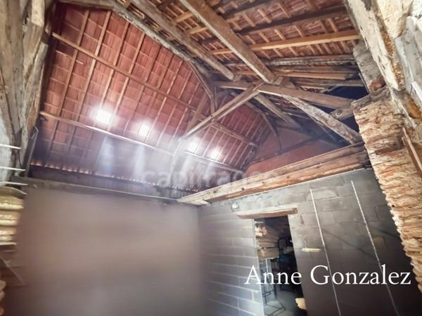 Ensemble immobilier à vendre centre bourg de la LA FERTE SAINT AUBIN : local comercial+appartement à rénover + dépendance + garage et deux places de parking