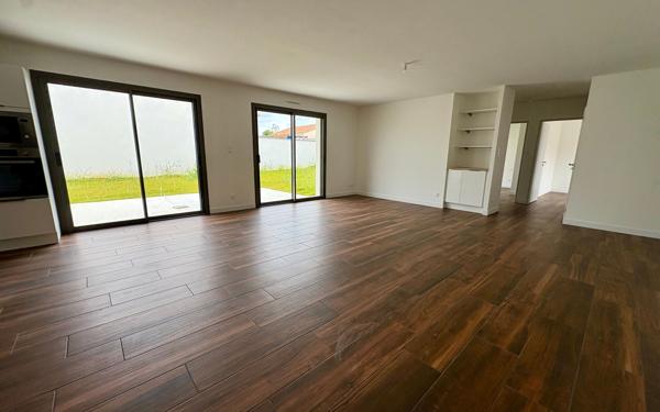 Maison à vendre    4 pièces • 112,07 m2 Chauray