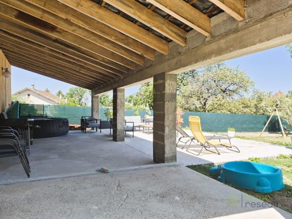Maison rénovée à 10 / 12 MIN SUD LA COTE SAINT ANDRE (38260)