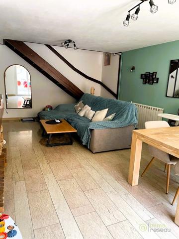 Maison rénovée à 10 / 12 MIN SUD LA COTE SAINT ANDRE (38260)