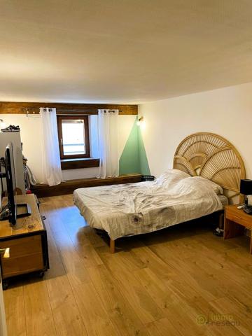 Maison rénovée à 10 / 12 MIN SUD LA COTE SAINT ANDRE (38260)