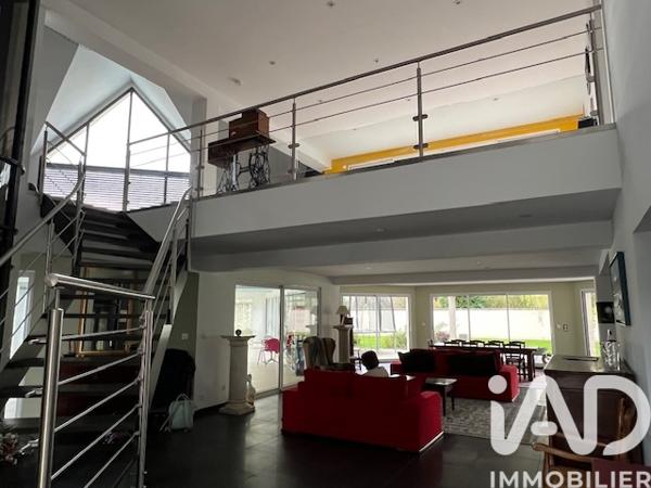 Maison à vendre 8 pièces 506 m² Saint-Contest