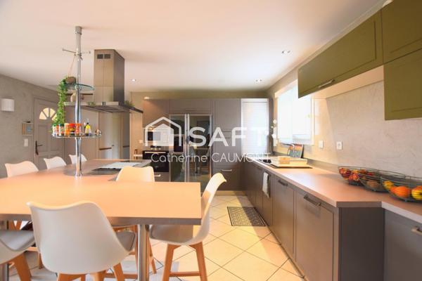 Très beau plain pied, 4 chambres, garage