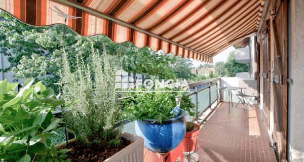 À vendre Appartement 3 pièces 78 m² - Ferney-voltaire 01210