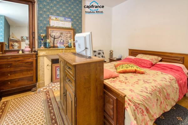 Propriete à vendre 8 pièces MONFLANQUIN (47) Maison de 190m2 sur terrain et jardin de 915m2 avec vues