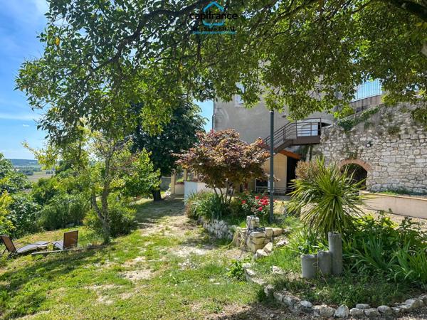 Propriete à vendre 8 pièces MONFLANQUIN (47) Maison de 190m2 sur terrain et jardin de 915m2 avec vues