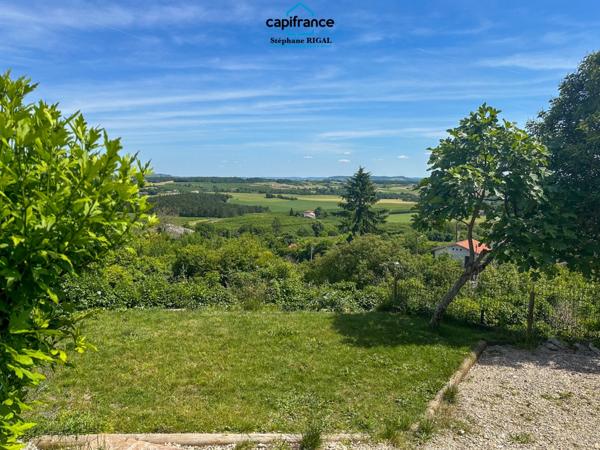 Propriete à vendre 8 pièces MONFLANQUIN (47) Maison de 190m2 sur terrain et jardin de 915m2 avec vues