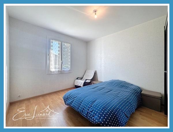 Maison à vendre 6 pièces NANTEUIL (79)