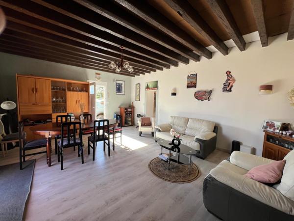 GRANDE MAISON PIERRE PLEIN BOURG MONTUSSAN