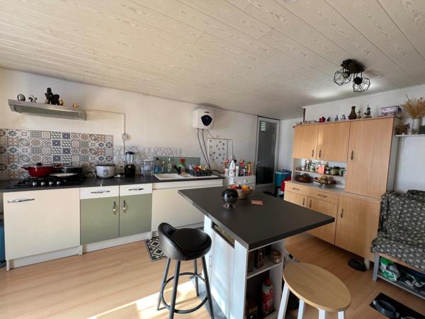 GRANDE MAISON PIERRE PLEIN BOURG MONTUSSAN