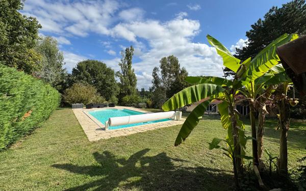 Maison à vendre    5 pièces • 137 m2 Montrabé