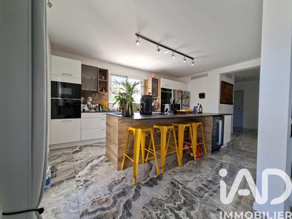 Maison à vendre 7 pièces 205 m² Nice