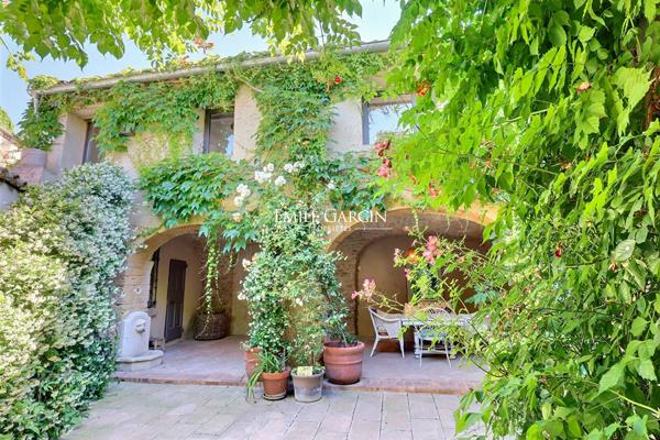 Lourmarin - Demeure de village à vendre dans le Sud Luberon