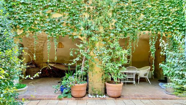 Lourmarin - Demeure de village à vendre dans le Sud Luberon