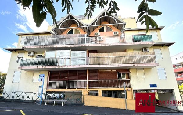 A vendre - Appartement F2 de 47 m² – Parking –Libre de toute occupation - Sainte-Clotilde