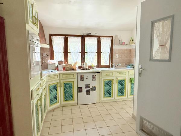 EN EXCLUSIVITE Longère en pierre 90m², sur terrain de 2379m² 69 990 €