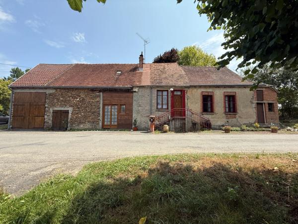 EN EXCLUSIVITE Longère en pierre 90m², sur terrain de 2379m² 69 990 €