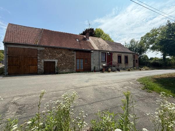 EN EXCLUSIVITE Longère en pierre 90m², sur terrain de 2379m² 69 990 €