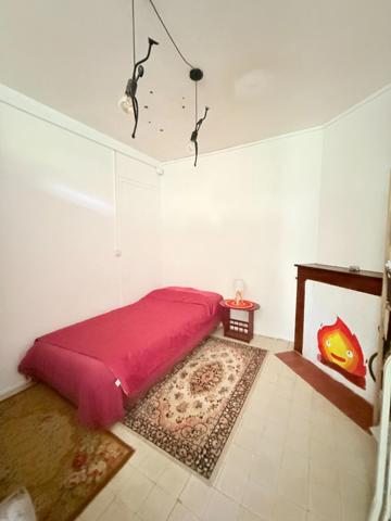 EN EXCLUSIVITE Longère en pierre 90m², sur terrain de 2379m² 69 990 €