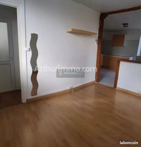 Location Appartement 3 pièces 53 m2 à Bordes