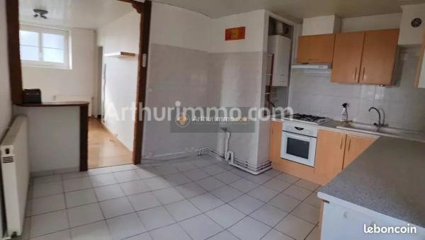 Location Appartement 3 pièces 53 m2 à Bordes