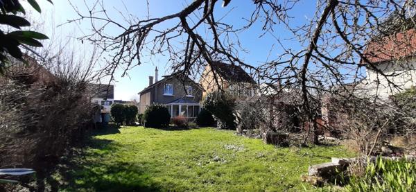 Maison à vendre 4 pièces ORSAY (91), 3-4 chambres, dépendance, superbe jardin