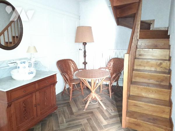 POITIERS - Centre-ville-  Ancien relais postal du 18ème siècle