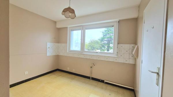appartement 2 piÈces lorient – le ter – parking privatif