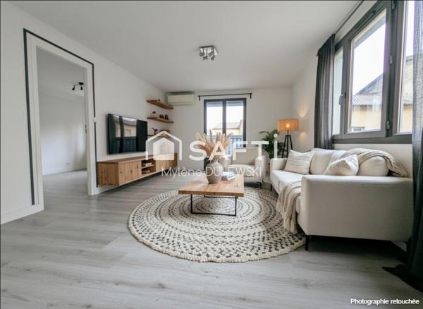 Appartement sur les quais avec grande terrasse