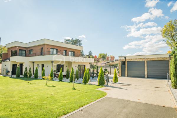 Maison d architecte de 225,32 m²