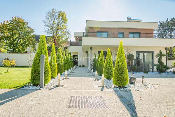 Maison d architecte de 225,32 m²