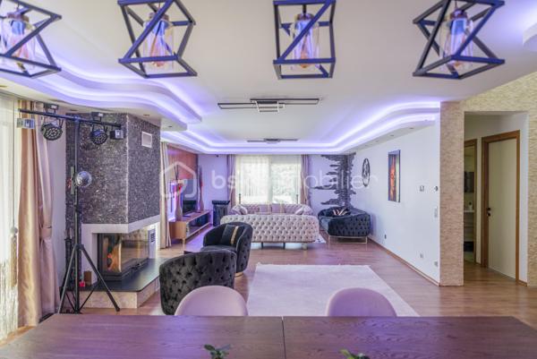 Maison d architecte de 225,32 m²