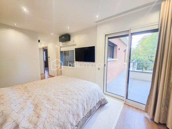 Maison d architecte de 225,32 m²