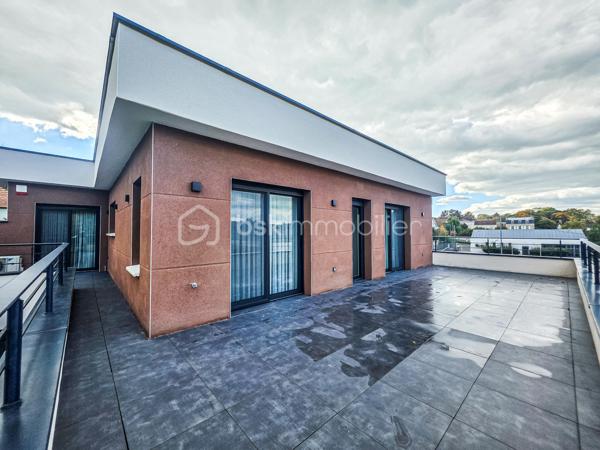 Maison d architecte de 225,32 m²