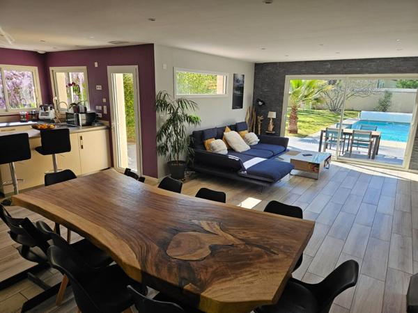 Maison Merville 6 pièce(s) 148 m2 sur 1120 m² de terrain avec piscine chauffée et garage