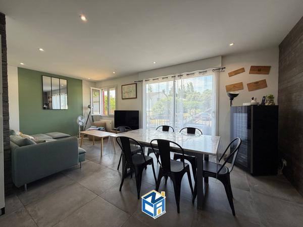 MAISON 4 CHAMBRES - GARAGE - TERRAIN