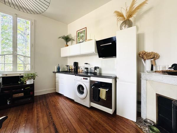 Bordeaux Nansouty – Maison bourgeoise 178 m² – Terrasse 45 m² – Garage