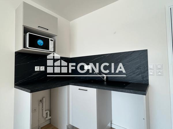 Location Appartement 2 pièces 39.7 m² - AVENUE DE BOLLAERT Lens 62300