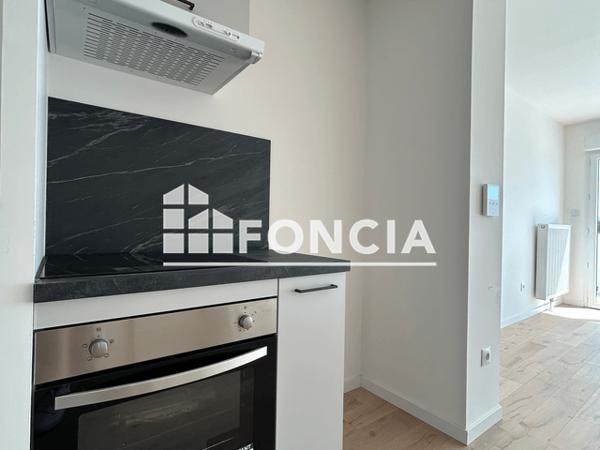 Location Appartement 2 pièces 39.7 m² - AVENUE DE BOLLAERT Lens 62300