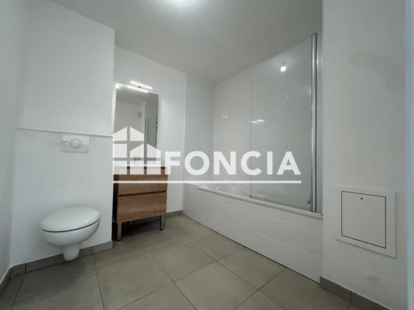 Location Appartement 2 pièces 39.7 m² - AVENUE DE BOLLAERT Lens 62300