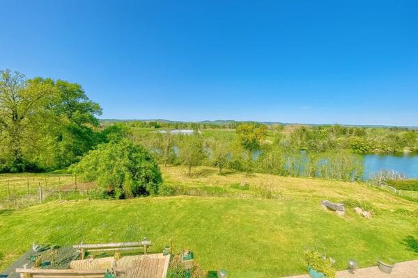 Vente Maison 10 pièces 157 m2 à Sainte-Livrade-sur-Lot