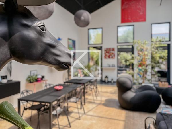 Loft confidentiel d'exception avec jardin et piscine