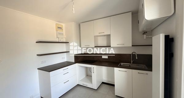 Location Appartement 4 pièces 64 m² - Roanne 42300
