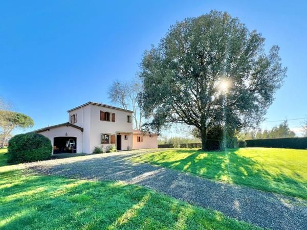 MAISON TRADITIONNELLE AVEC GRAND TERRAIN ET VUE PYRENEES